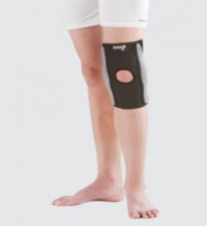 hinged knee brace with open patella dyna
